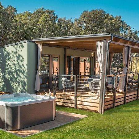 Camping Homes Mon Perin Bale Esterno foto