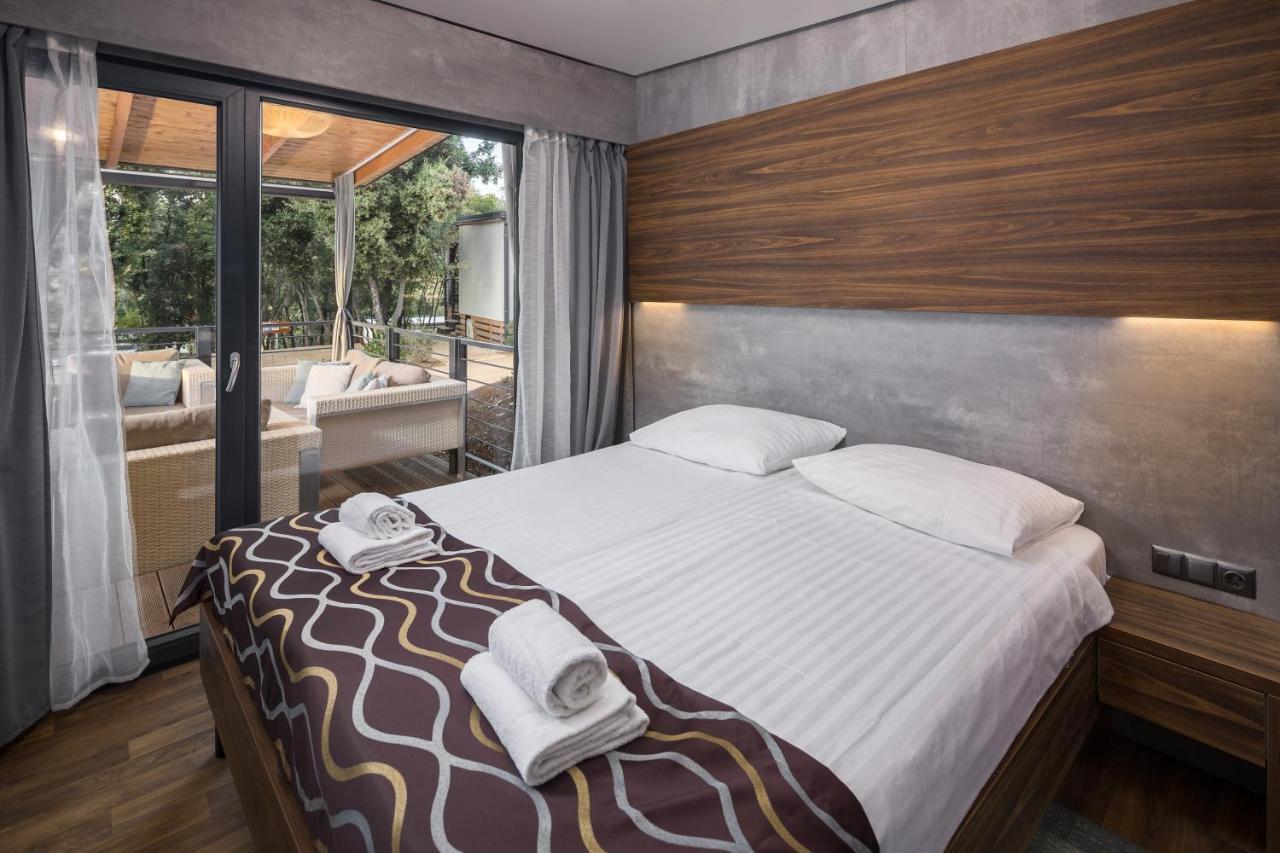 Camping Homes Mon Perin Bale Esterno foto