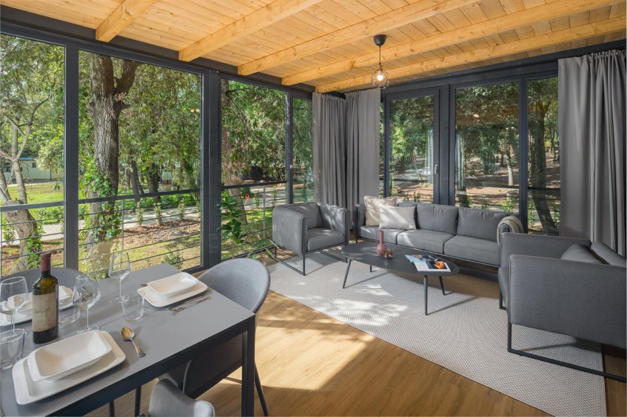 Camping Homes Mon Perin Bale Esterno foto