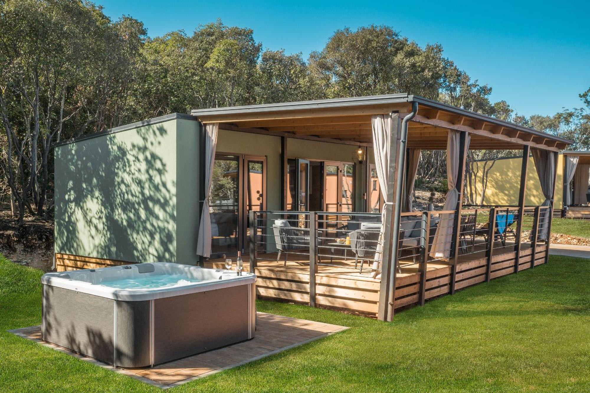 Camping Homes Mon Perin Bale Esterno foto
